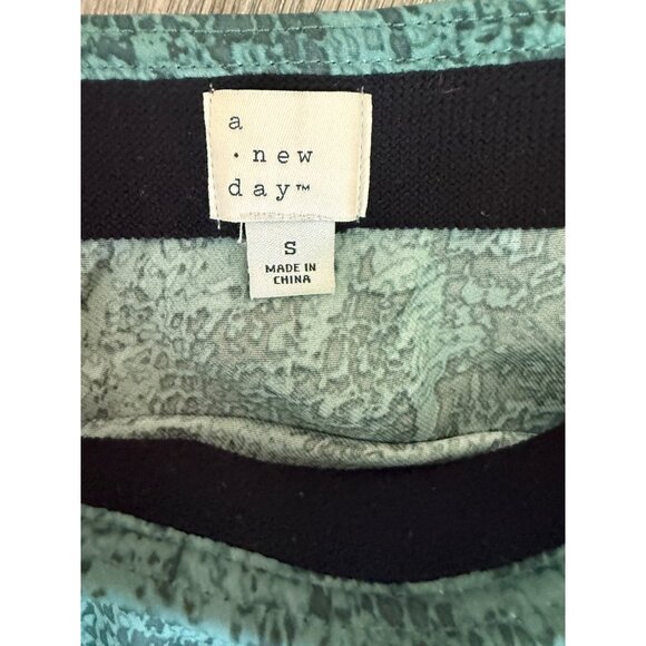 A New Day Y2K Midi Skirt Size S Pull On Snakeskin Abstract Teal Indie Sleeze - Picture 3 of 6
